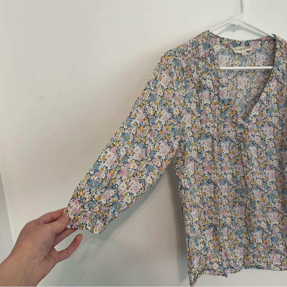 CYNTHIA ROWLEY Blue White Pink Multi Floral V-Neck 3/4 Sleeve Boho Summer Blouse - Picture 7 of 14